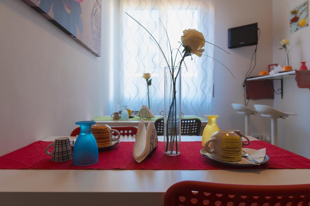 Central Avenue B&B Болоня Екстериор снимка