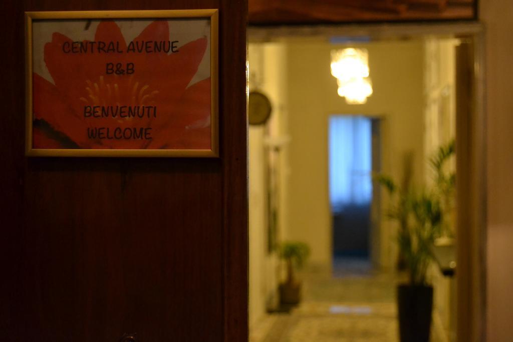 Central Avenue B&B Болоня Екстериор снимка