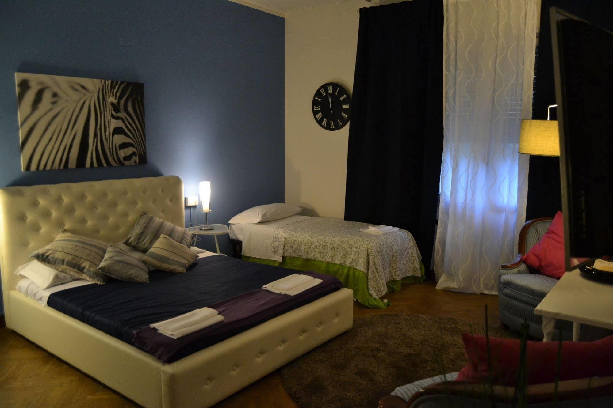 Central Avenue B&B Болоня Екстериор снимка