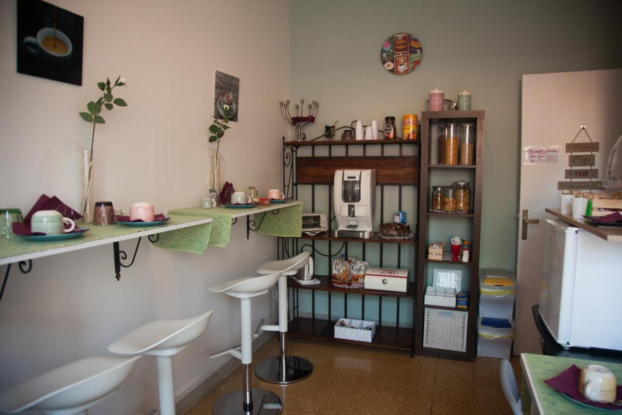 Central Avenue B&B Болоня Екстериор снимка